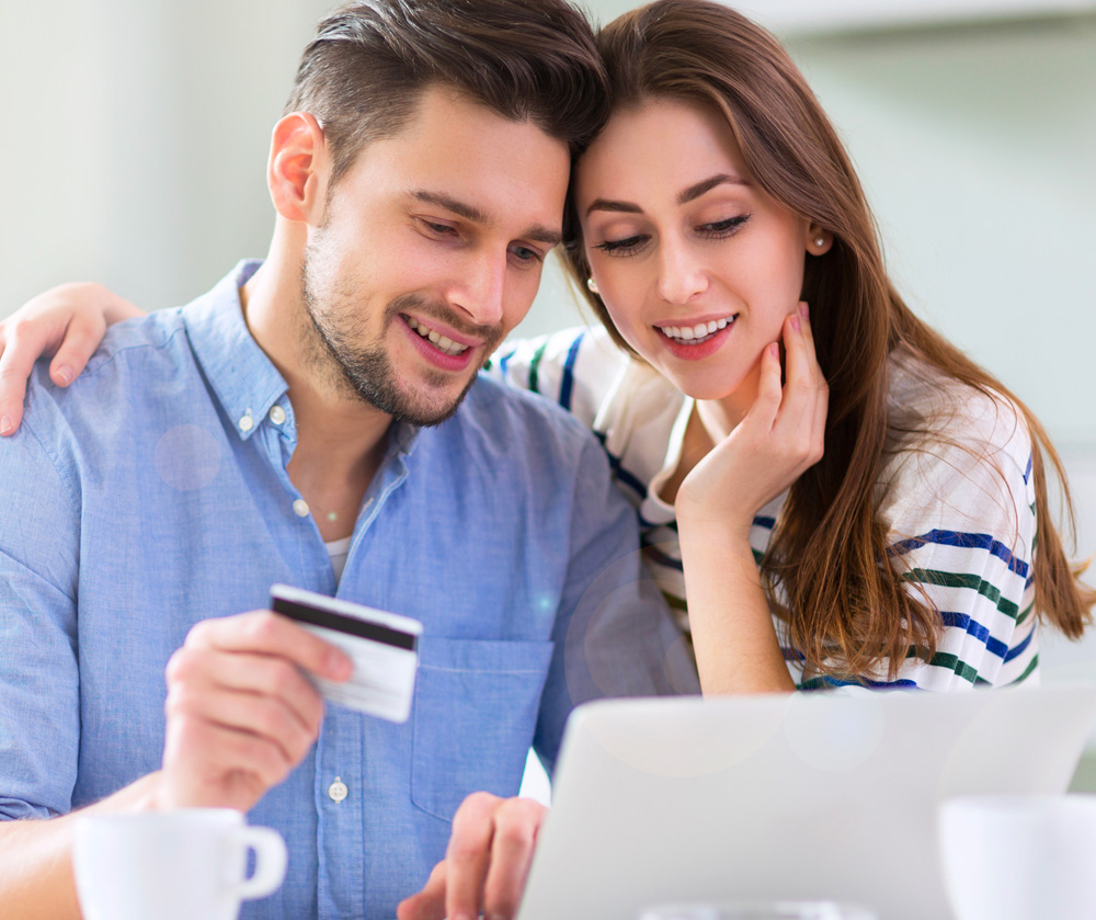 یک کارت بانکی برای تراکنش‌های امن آنلاین و آفلاین